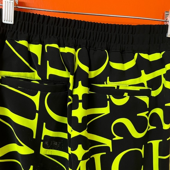 Almost new - Picture 3 of 3